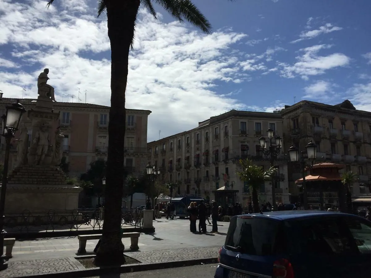 Bed & Breakfast The Artist'S Home Catania Centro