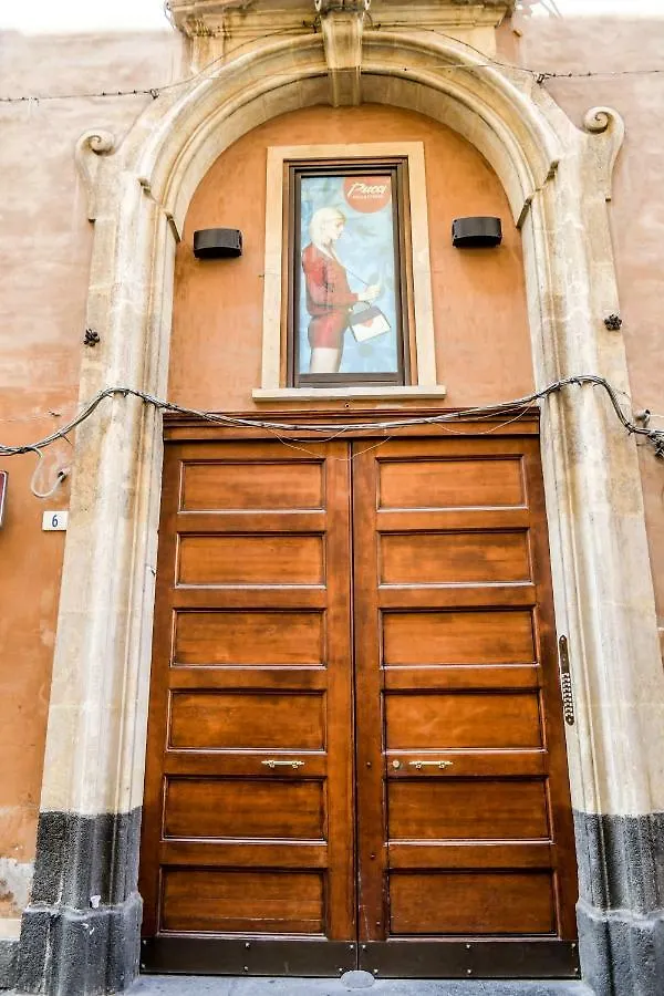 The Artist'S Home Catania Centro Bed & Breakfast